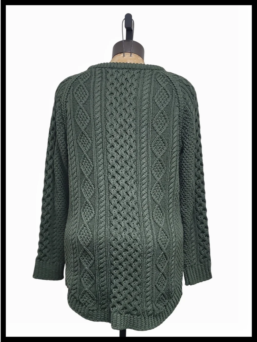 LL Bean Signature Fisherman 100% Cotton Cableknit Sweater Forest Green Medium - Picture 3 of 11